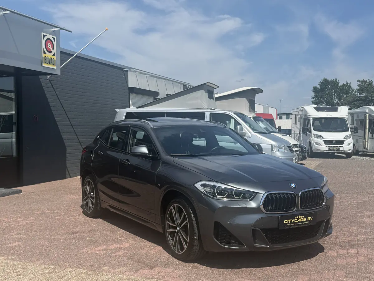 xDrive25e automaat full options M sport pakket panoramadak navi camera climate ctr cruise ctr pdc v/a leder led dealer onderhouden