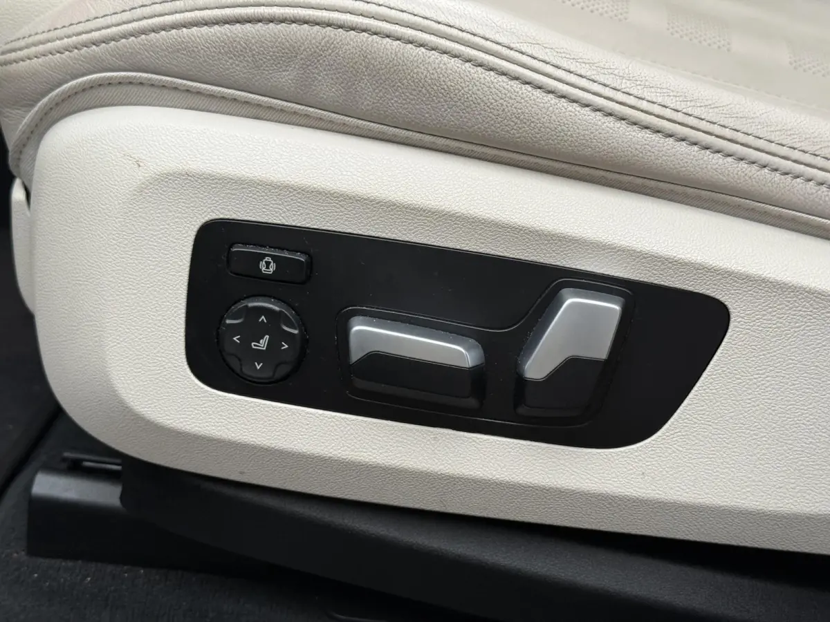 xDrive45e High Executive