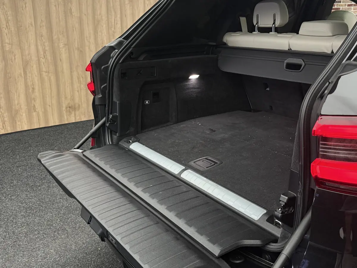 xDrive45e High Executive