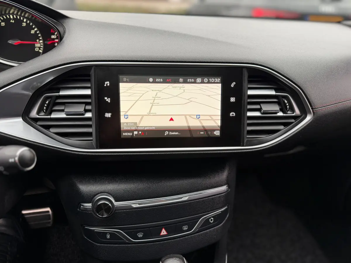 1.2 PureTech Allure GT-Line|Pano|Automaat|Navi|Carplay|