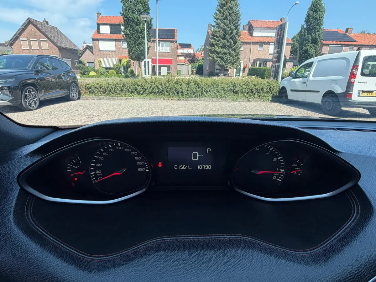 1.2 PureTech Allure GT-Line|Pano|Automaat|Navi|Carplay|