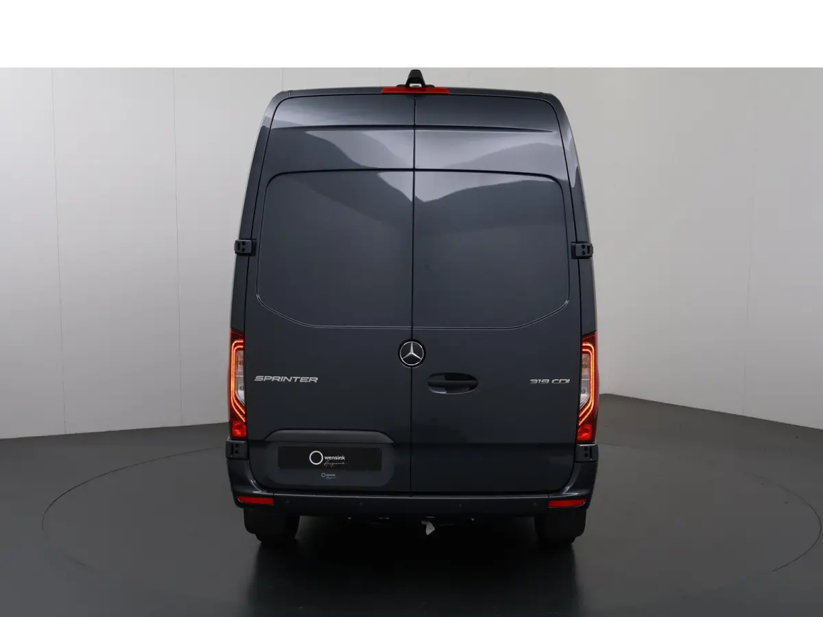 319 CDI L2 H2 Select | Distronic | Led verlichting | Smartphone integratie pakket | 270° Deuren | 3500 KG Trekgewicht |