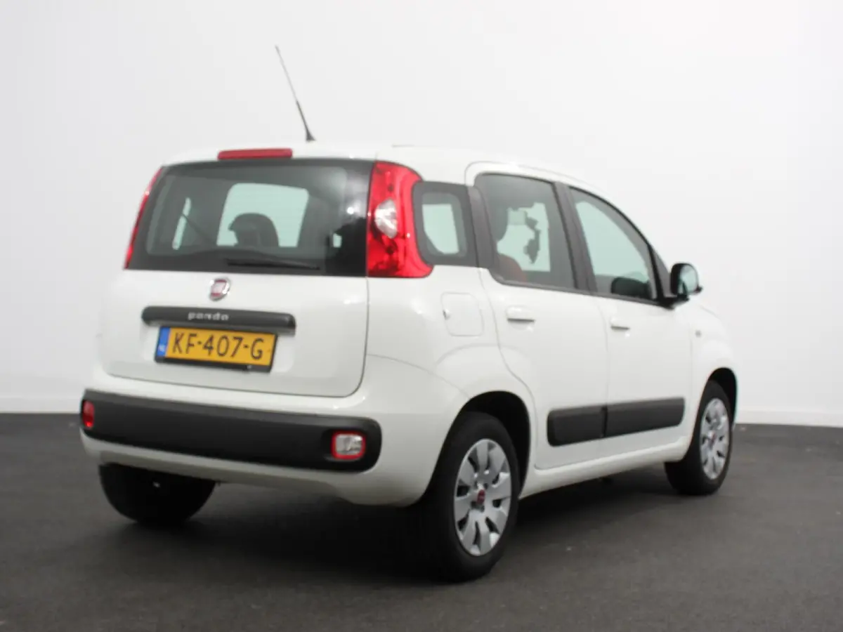 0.9 TwinAir Automaat Edizione Cool Airco Cruise control Radio /cd Cv met afstand bediening Electrische ramen