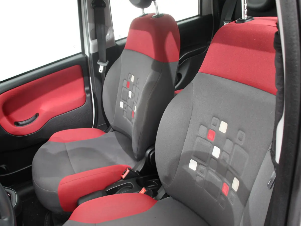 0.9 TwinAir Automaat Edizione Cool Airco Cruise control Radio /cd Cv met afstand bediening Electrische ramen