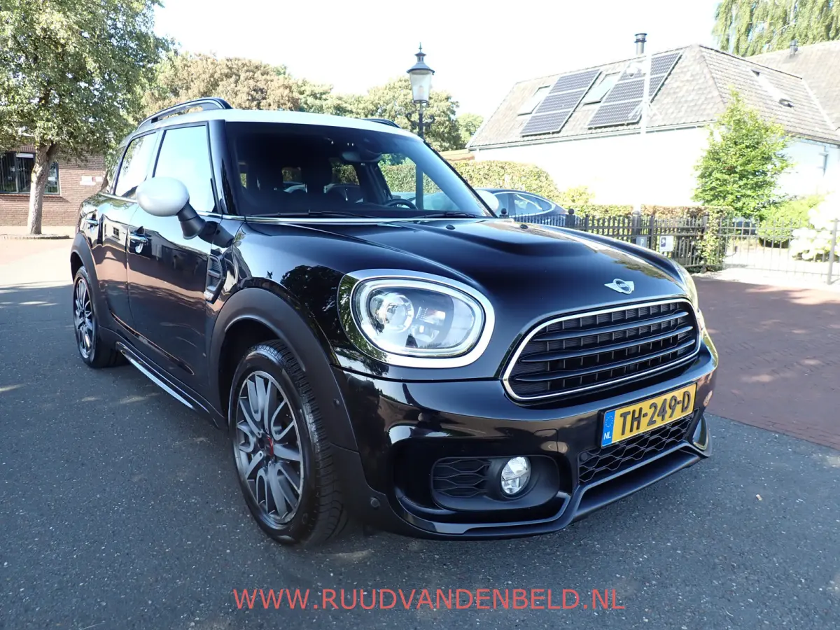 1.5 Cooper JCW-PACK / HARMON&KARDON / CARPLAY / SPORTSTOEL /