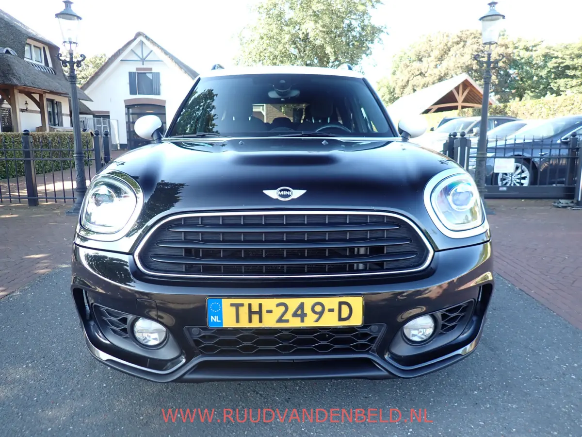 1.5 Cooper JCW-PACK / HARMON&KARDON / CARPLAY / SPORTSTOEL /