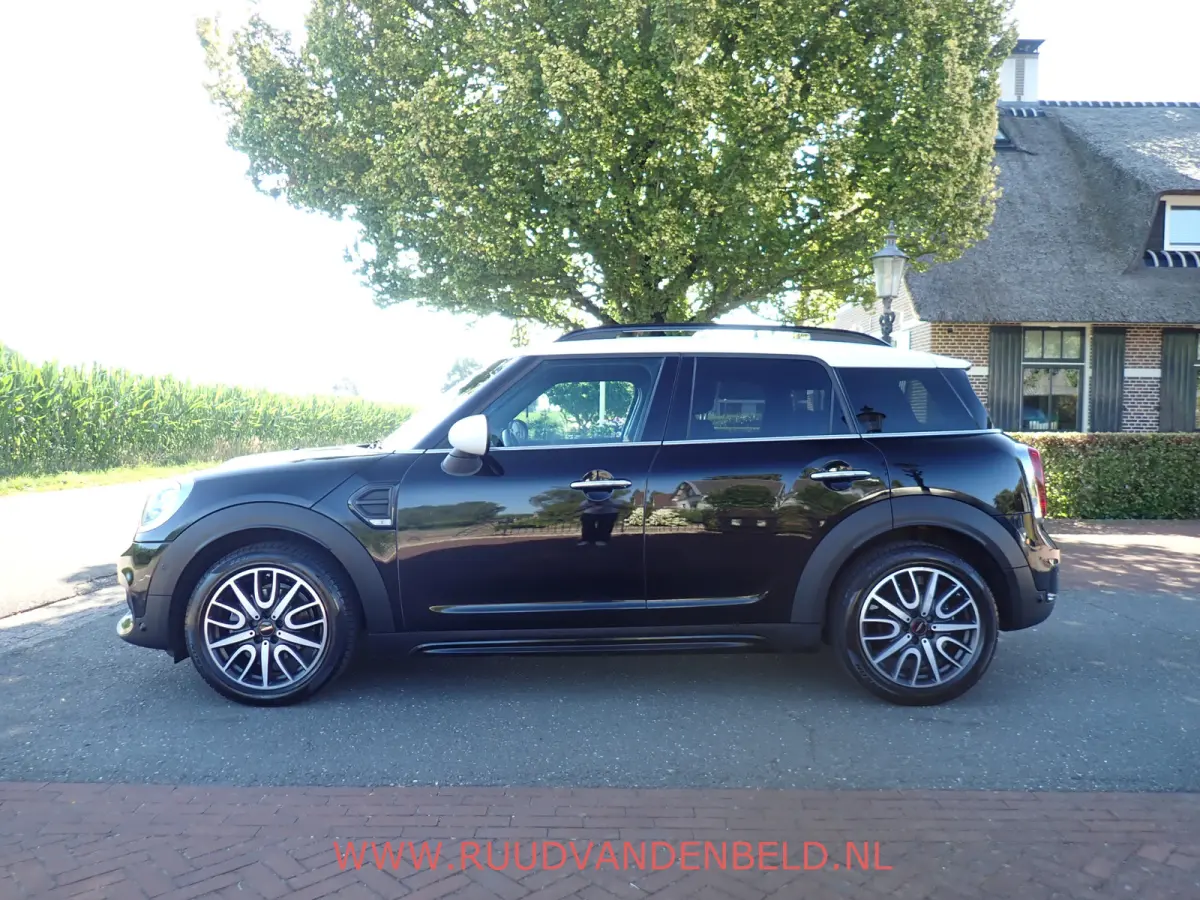1.5 Cooper JCW-PACK / HARMON&KARDON / CARPLAY / SPORTSTOEL /