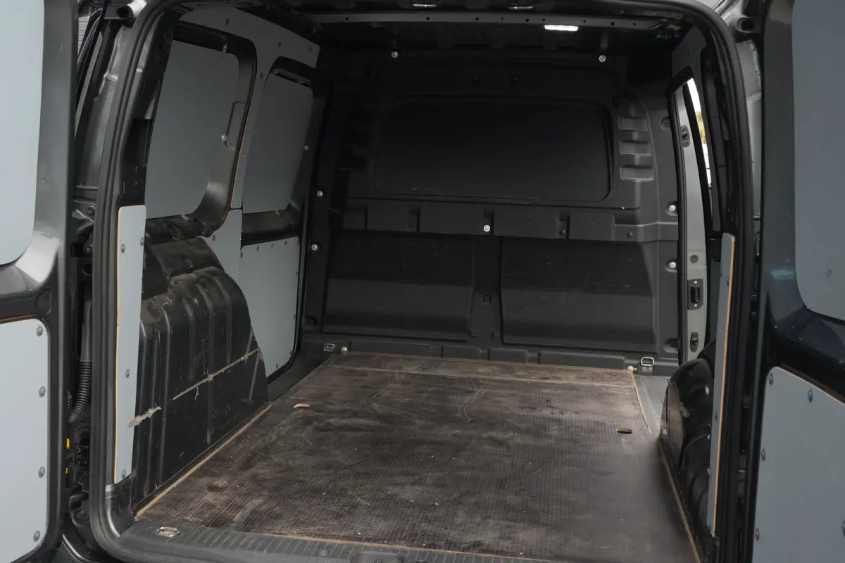 Maxi 2.0 TDI 1st | DSG 122 pk | Led | Digitaal Display | Trekhaak | Camera | Side Bars