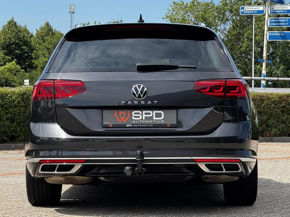 2.0TSI R-Line Business +|IQ|Trekha