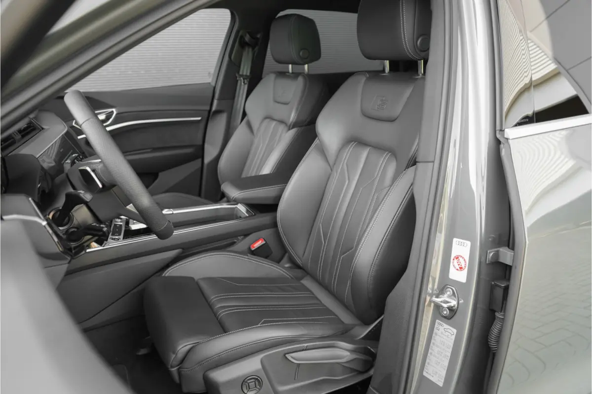 55 Quattro Advanced 115 kWh Pano ACC B&O 21"