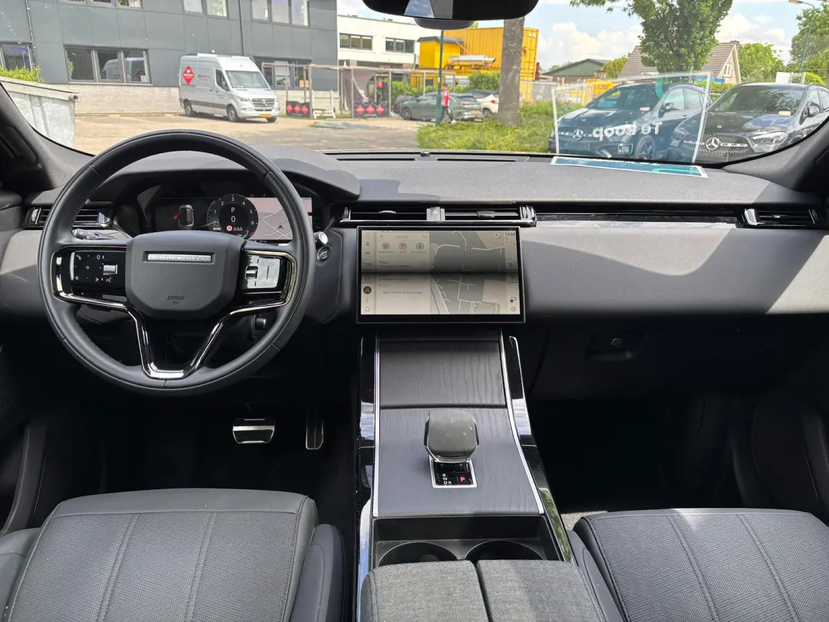 2.0 P400e R-Dynamic Panoramadak Camera Navigatie 21 incl LMV LED koplampen MERIDIAN AUDIO MEMORY ADAPTIVE CRUISE CONTROL