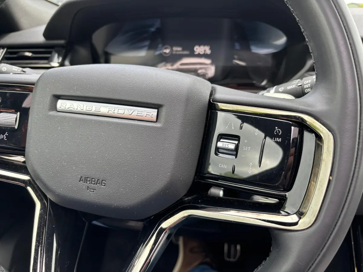 2.0 P400e R-Dynamic Panoramadak Camera Navigatie 21 incl LMV LED koplampen MERIDIAN AUDIO MEMORY ADAPTIVE CRUISE CONTROL