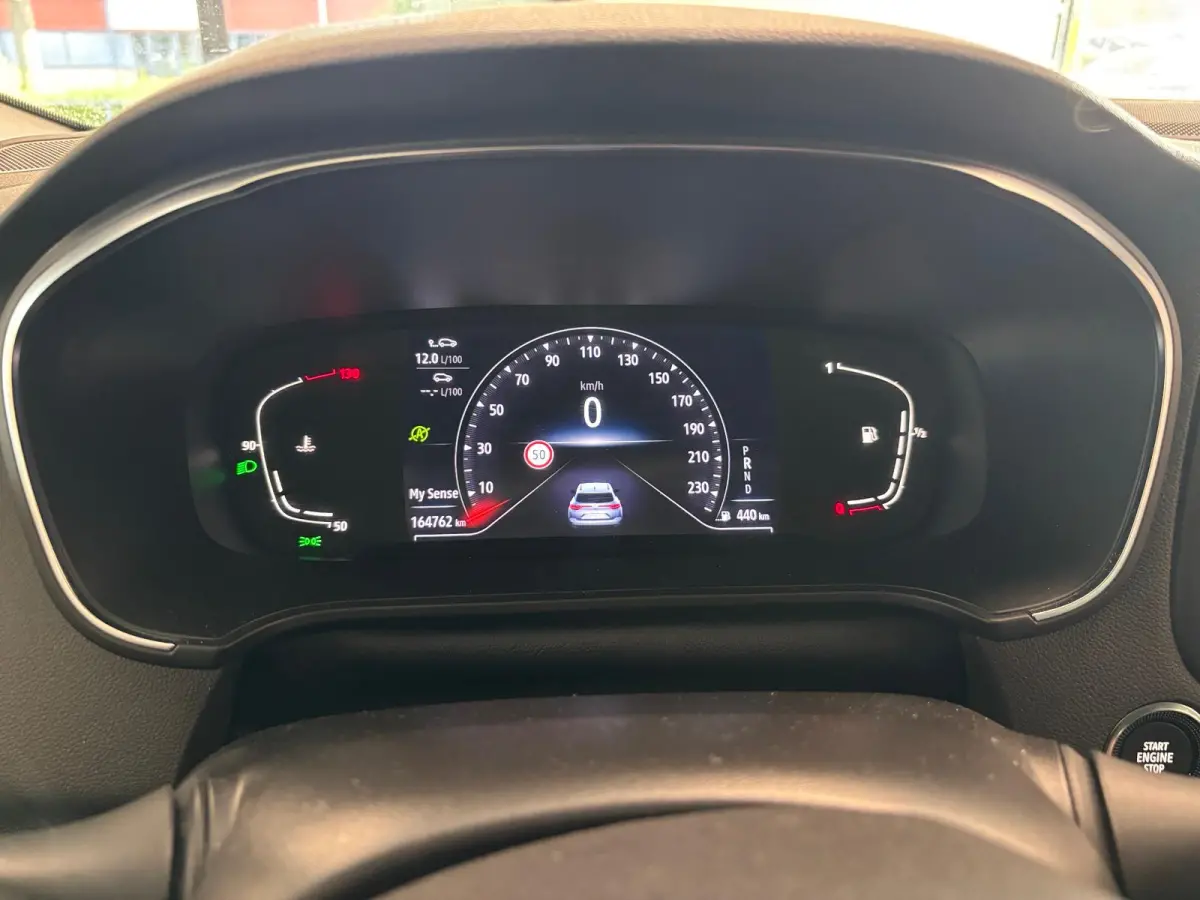 1.3 TCe Intens AUTOMAAT HEAD-UP DISPLAY TREKHAAK LMV CRUISE CONTROL CAMERA