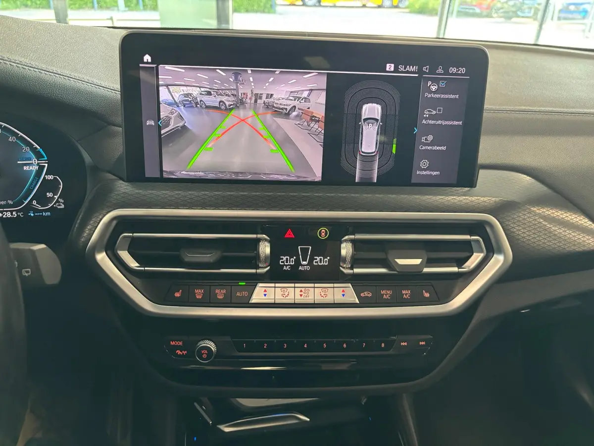 xDrive30e High Executive M-Sport Panoramadak Harman Kardon 20 inch LMV Head-up display