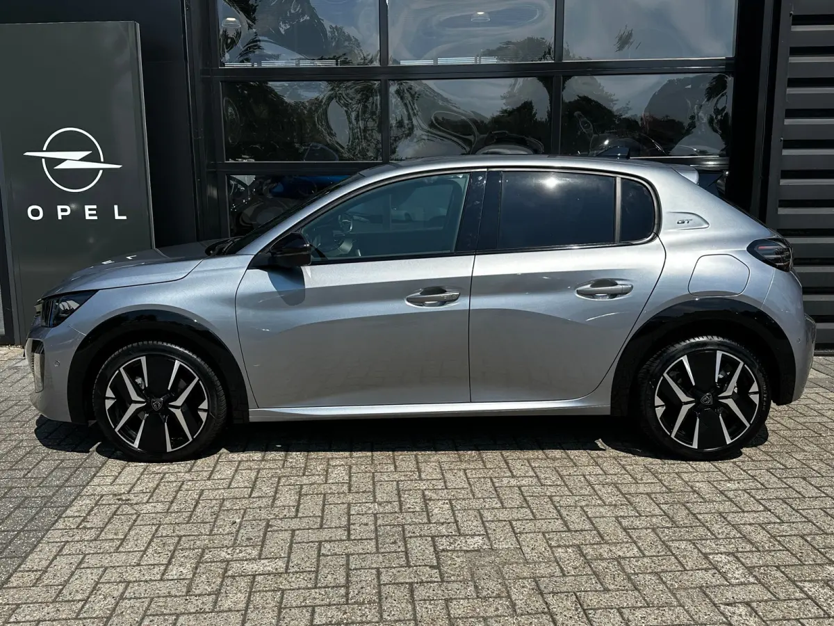 1.2 Turbo 100 PK GT | ADAPTIEVE CRUISE CONTROL| DODEHOEK DETECTIE| CAMERA VOOR & ACHTER| KEYLESS ENTRY & START| FULL LED| DEALER ONDERHOUDEN|