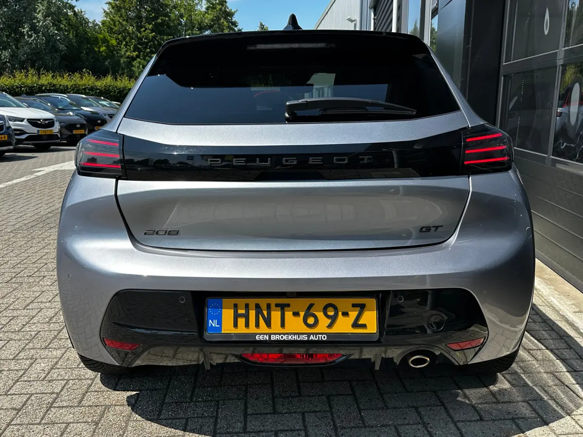 1.2 Turbo 100 PK GT | ADAPTIEVE CRUISE CONTROL| DODEHOEK DETECTIE| CAMERA VOOR & ACHTER| KEYLESS ENTRY & START| FULL LED| DEALER ONDERHOUDEN|