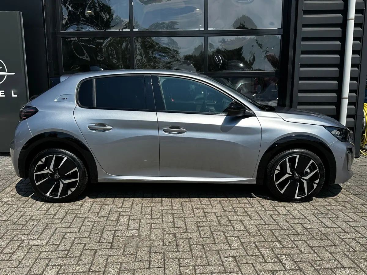 1.2 Turbo 100 PK GT | ADAPTIEVE CRUISE CONTROL| DODEHOEK DETECTIE| CAMERA VOOR & ACHTER| KEYLESS ENTRY & START| FULL LED| DEALER ONDERHOUDEN|