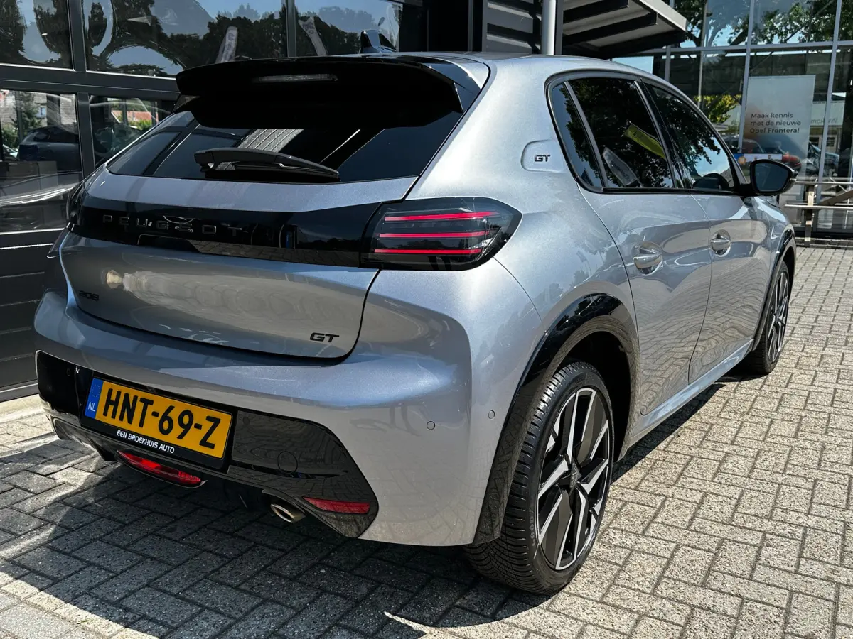 1.2 Turbo 100 PK GT | ADAPTIEVE CRUISE CONTROL| DODEHOEK DETECTIE| CAMERA VOOR & ACHTER| KEYLESS ENTRY & START| FULL LED| DEALER ONDERHOUDEN|