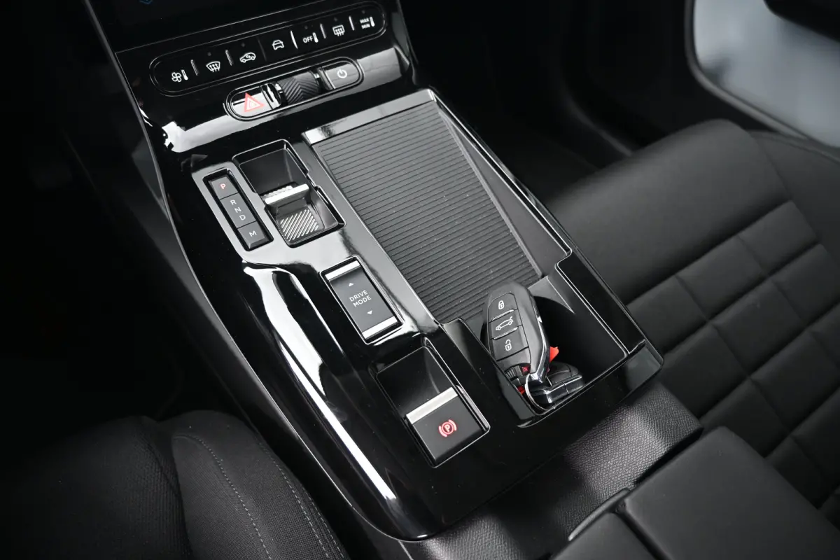 1.2 Hybrid 145 You Tot 8 Jaar Garantie! | Navigatie | Adaptive Cruise | DAB+ | Climate Control | Lane-Assist | !!