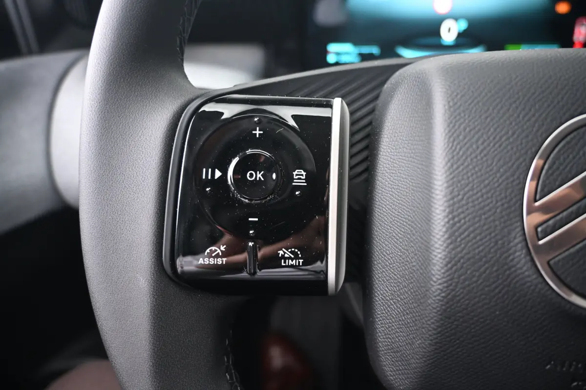 1.2 Hybrid 145 You Tot 8 Jaar Garantie! | Navigatie | Adaptive Cruise | DAB+ | Climate Control | Lane-Assist | !!