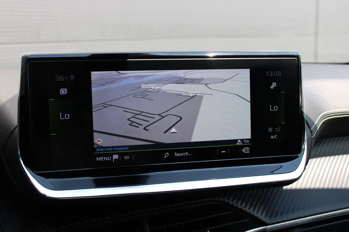 1.2 PureTech GT Pack | Navigatie | Camera | Stoelverwarming | Trekhaak | Alcantara | NL auto | Apple Carplay |