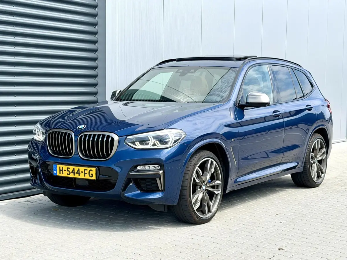 M40i xDrive High Executive - Phytonic Blue Pearl Metallic