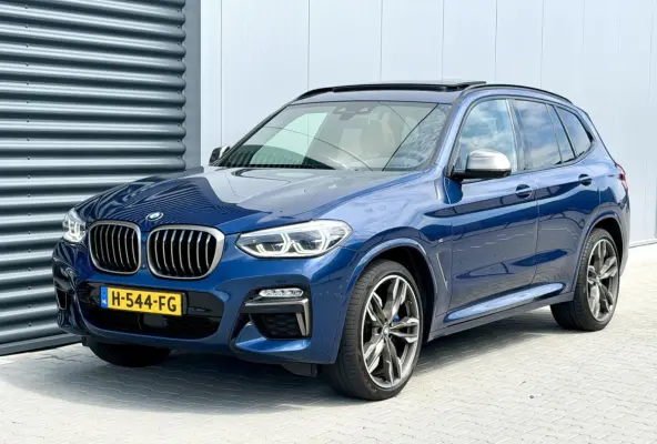 M40i xDrive High Executive - Phytonic Blue Pearl Metallic