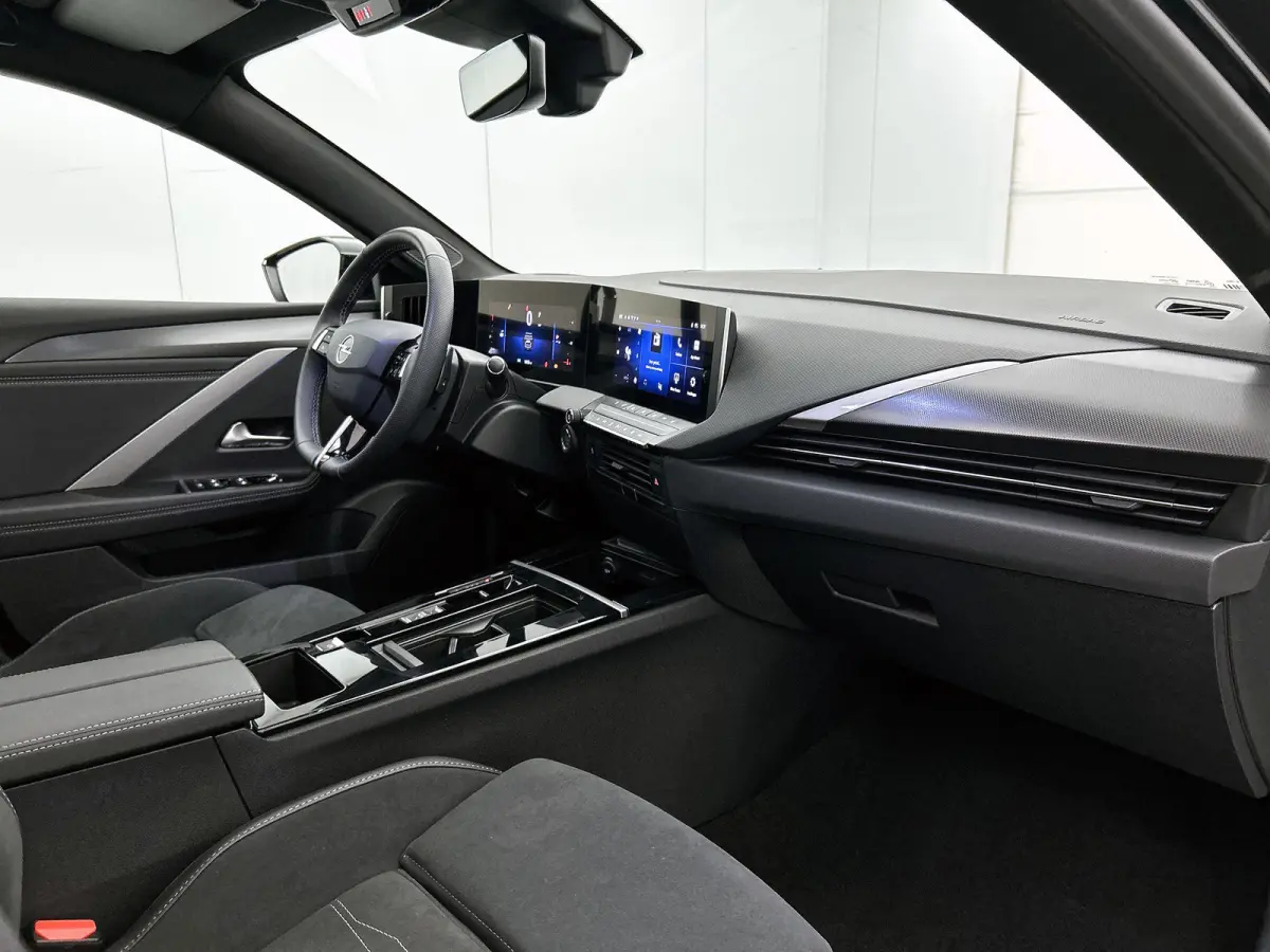 1.2 Turbo GS VOL!!! (Dealer OndH, Fabrieksgarantie, Pano, Carplay, Camera, Head-up, Stuur+Stoel Ver, Etc)