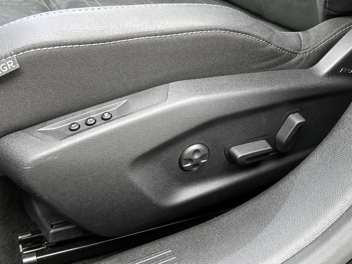 1.2 Turbo GS VOL!!! (Dealer OndH, Fabrieksgarantie, Pano, Carplay, Camera, Head-up, Stuur+Stoel Ver, Etc)