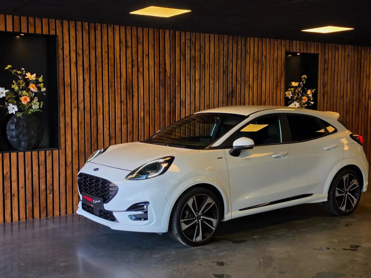 1.0 EcoBoost ST-Line X l Carplay l B&O l Trekhaak l Camera