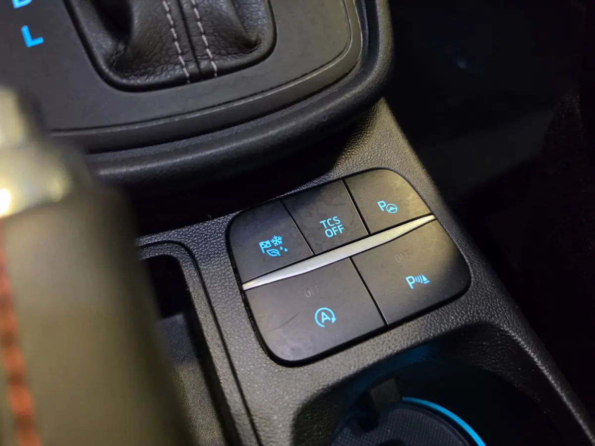 1.0 EcoBoost ST-Line X l Carplay l B&O l Trekhaak l Camera