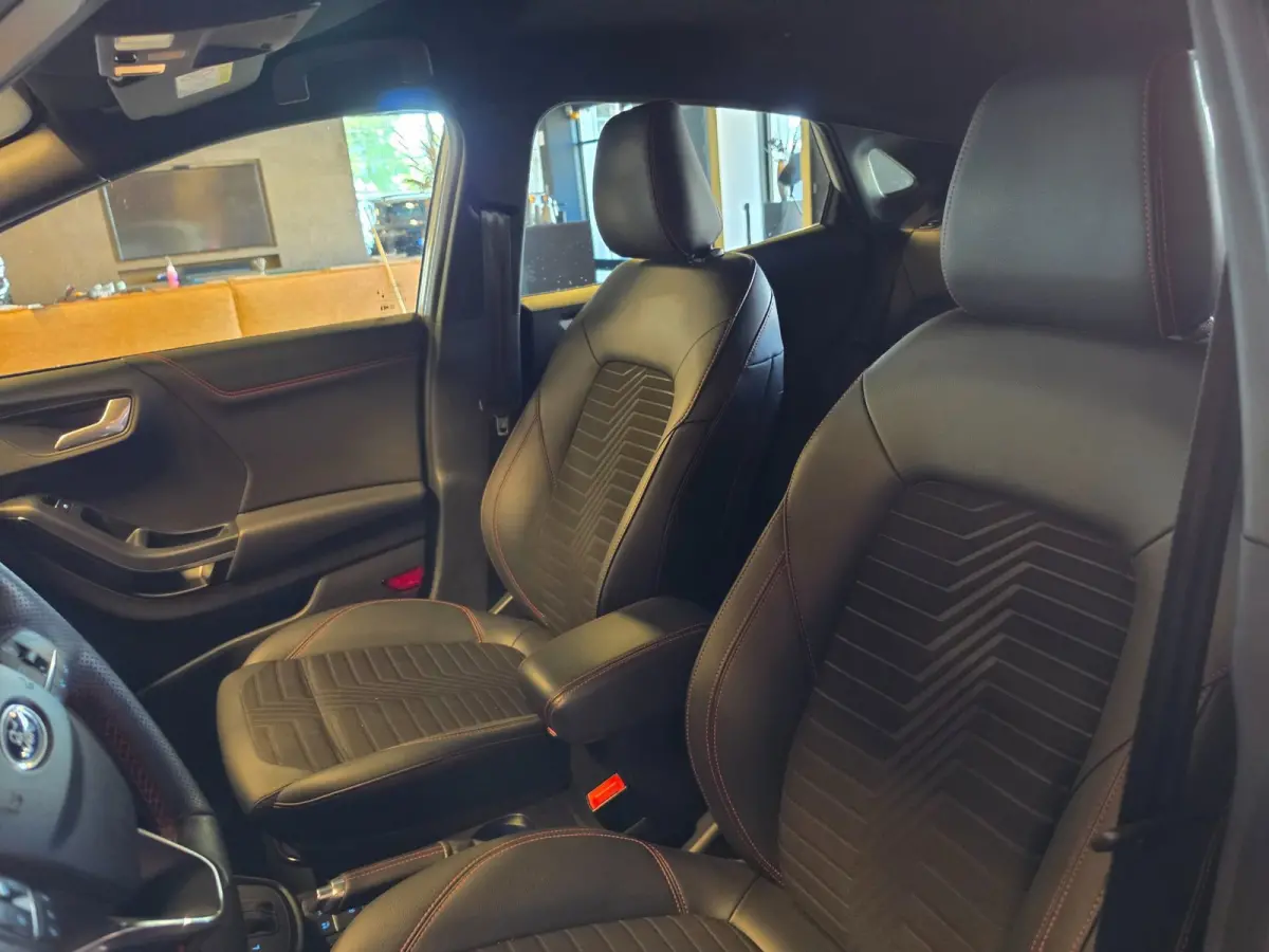 1.0 EcoBoost ST-Line X l Carplay l B&O l Trekhaak l Camera