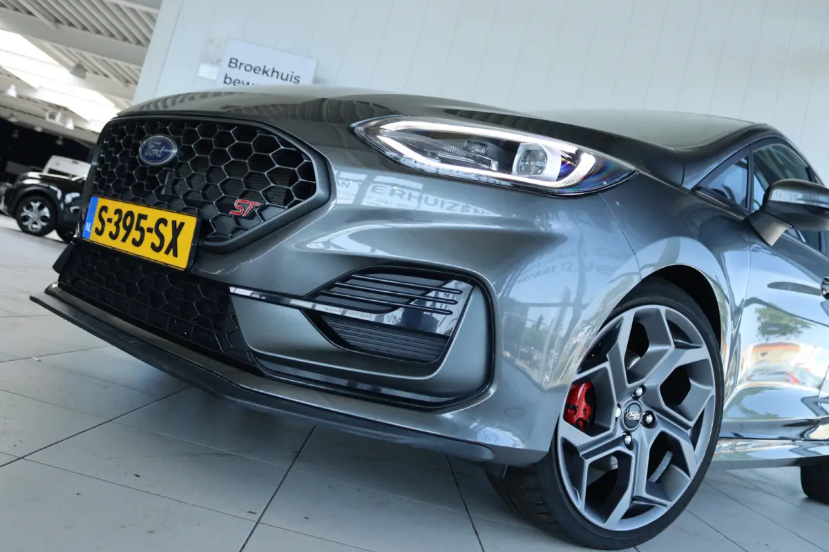 1.5 Ecoboost ST-X M260 | Mountune Stage 2 | Perf. Pack | B&O | Camera | Cruise Control | AGR | Stoel+Stuurverwarming | Carplay | Keyless | Kuipstoel