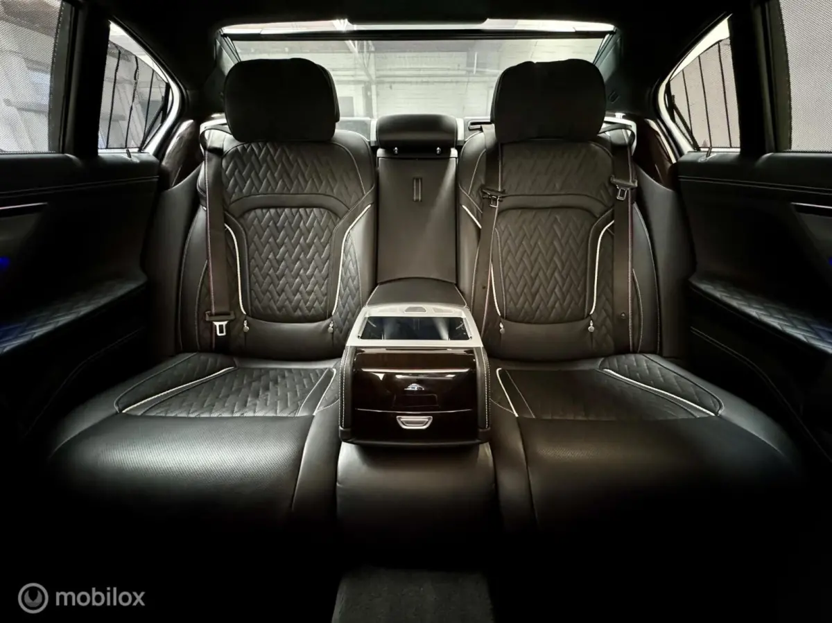 745Le LWB M-Sport / Bowers&Wilkins / Skylounge