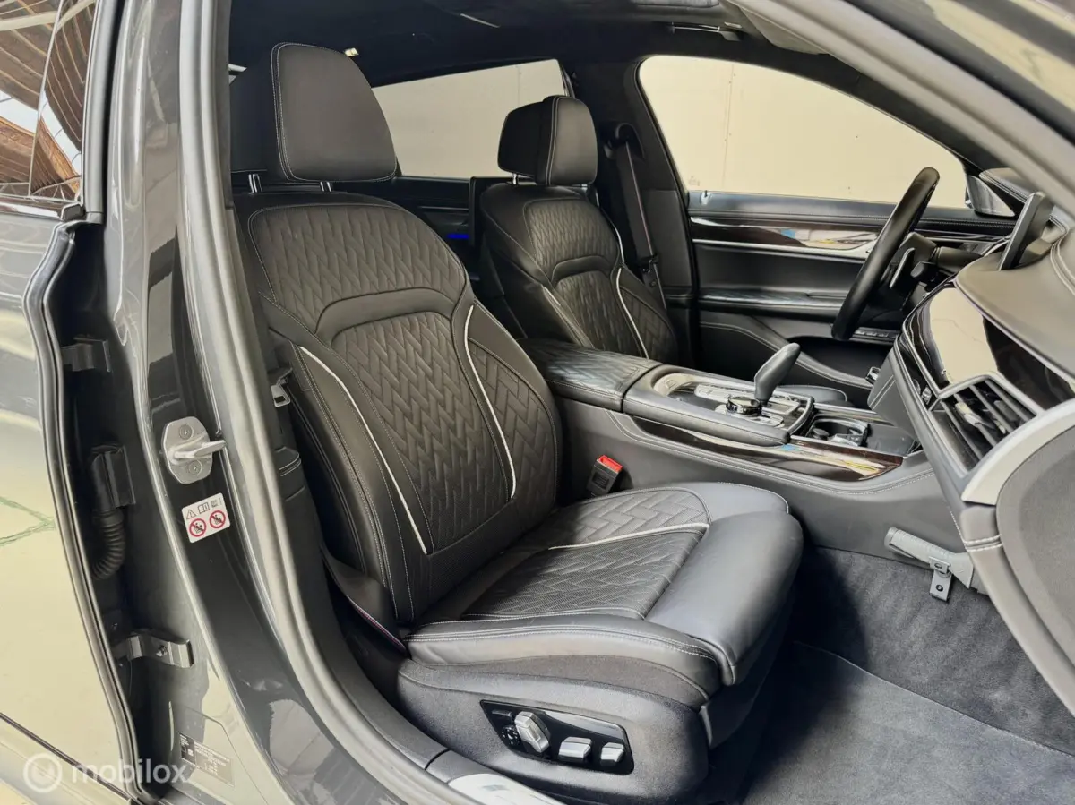 745Le LWB M-Sport / Bowers&Wilkins / Skylounge