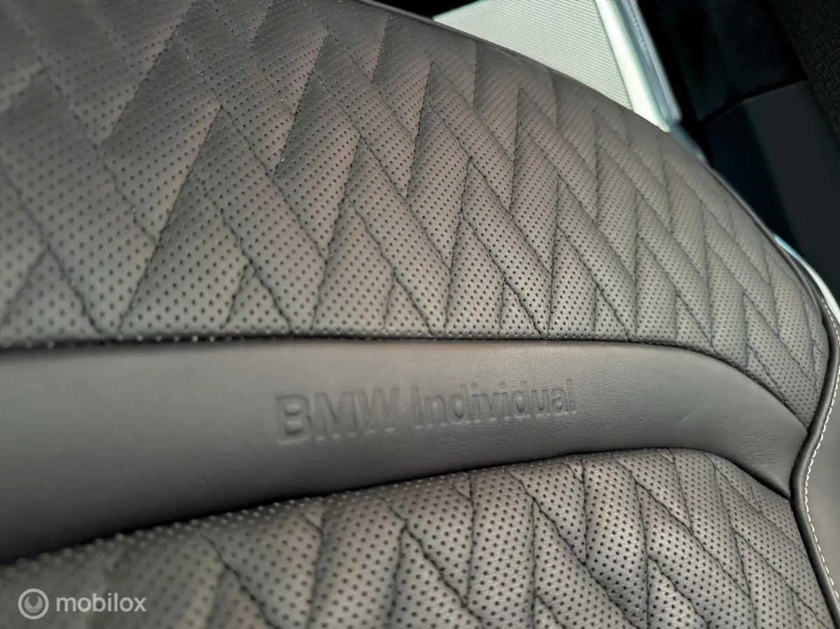 745Le LWB M-Sport / Bowers&Wilkins / Skylounge