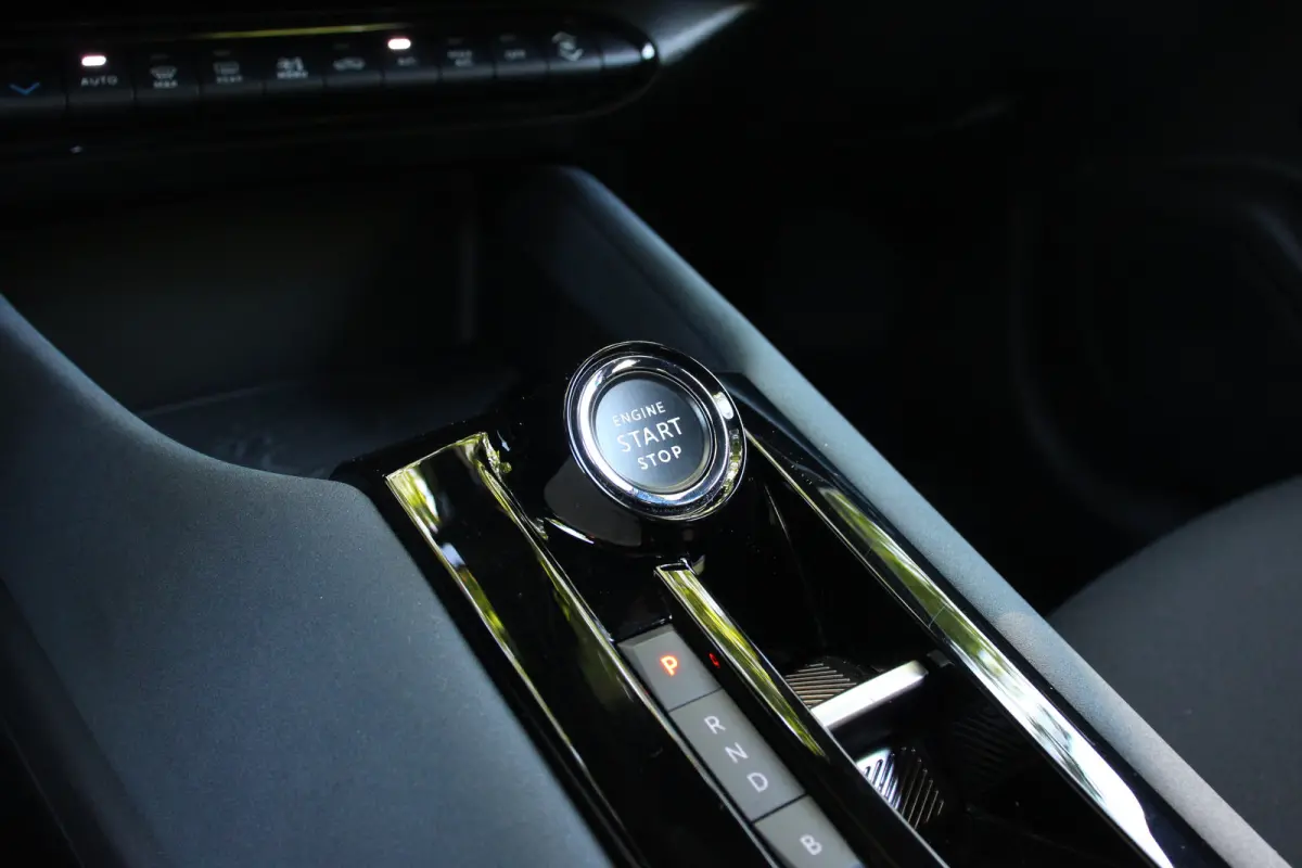 Elettrica Speciale 54 kWh | ADAPTIVE CRUISE | LED | PARK SENS | CLIMA | APPLE CARPLAY/ANDROID AUTO | LANE ASSIST | 18" LMV