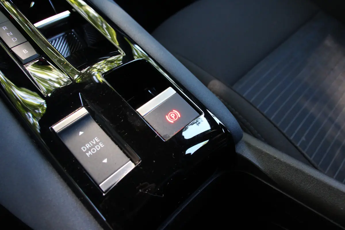 Elettrica Speciale 54 kWh | ADAPTIVE CRUISE | LED | PARK SENS | CLIMA | APPLE CARPLAY/ANDROID AUTO | LANE ASSIST | 18" LMV