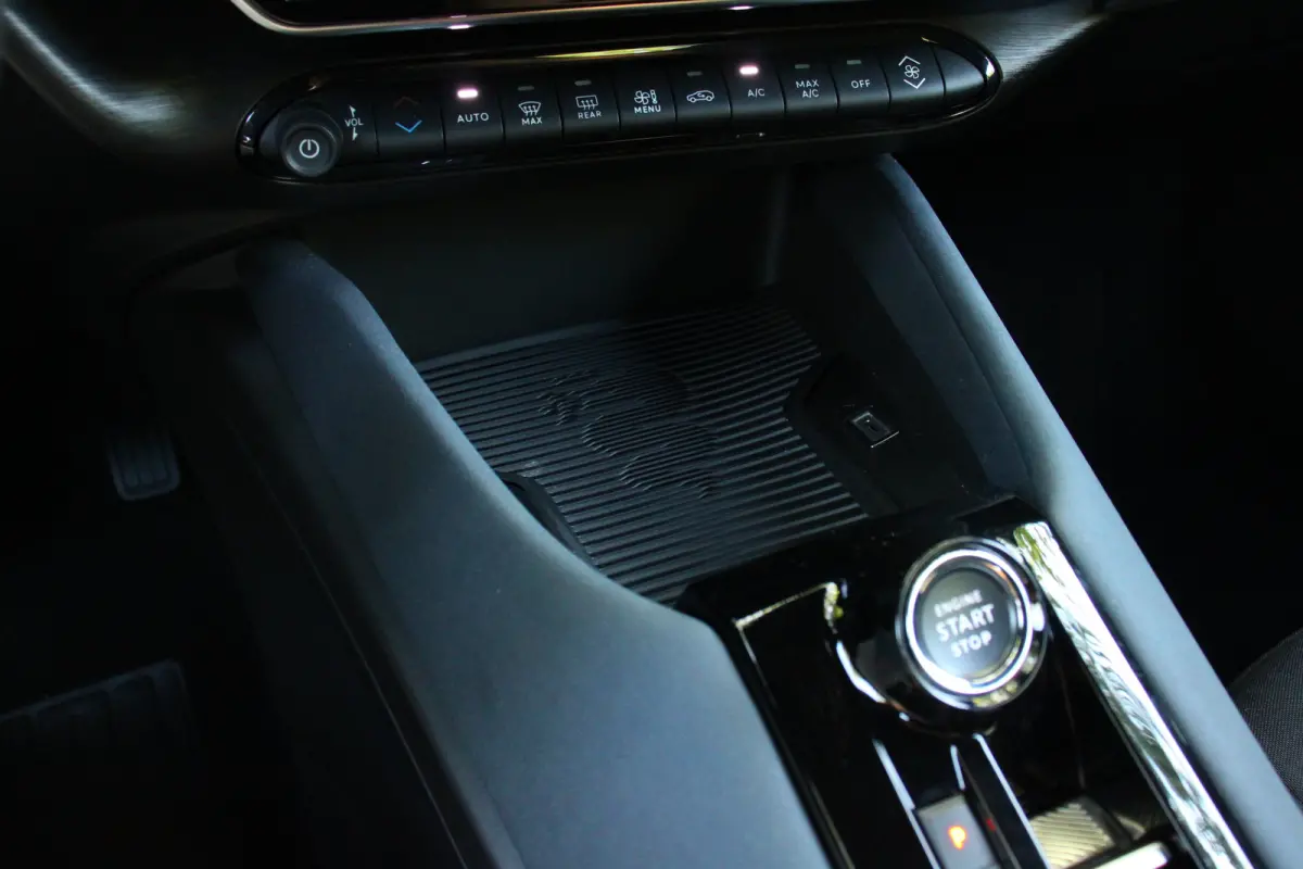 Elettrica Speciale 54 kWh | ADAPTIVE CRUISE | LED | PARK SENS | CLIMA | APPLE CARPLAY/ANDROID AUTO | LANE ASSIST | 18" LMV