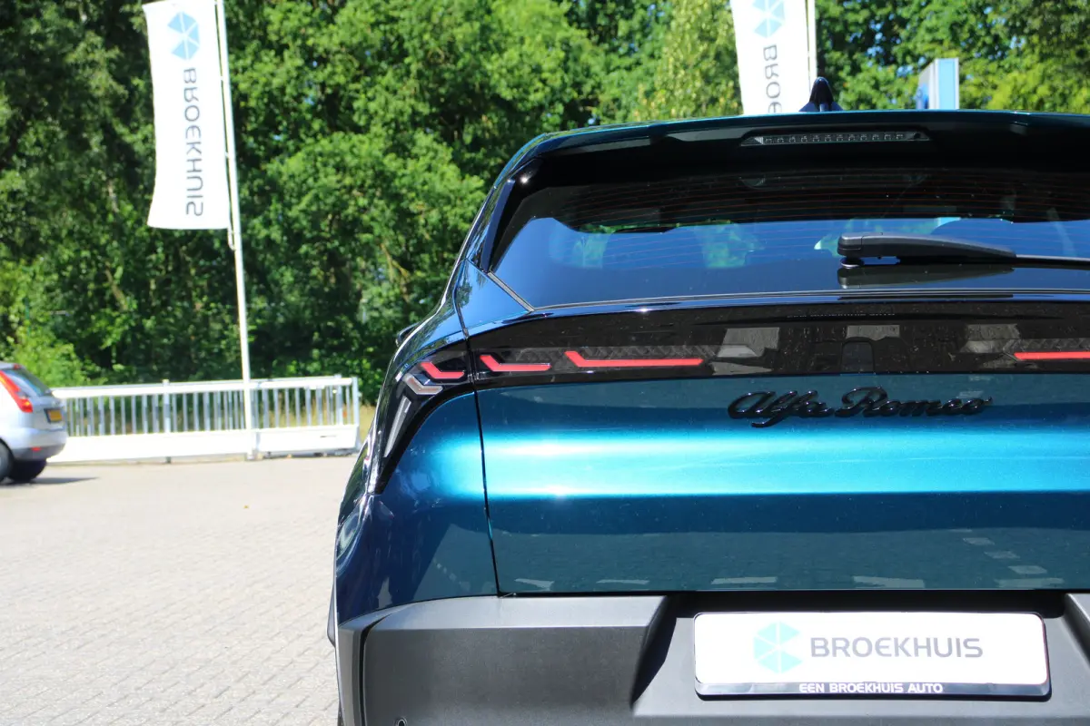 Elettrica Speciale 54 kWh | ADAPTIVE CRUISE | LED | PARK SENS | CLIMA | APPLE CARPLAY/ANDROID AUTO | LANE ASSIST | 18" LMV