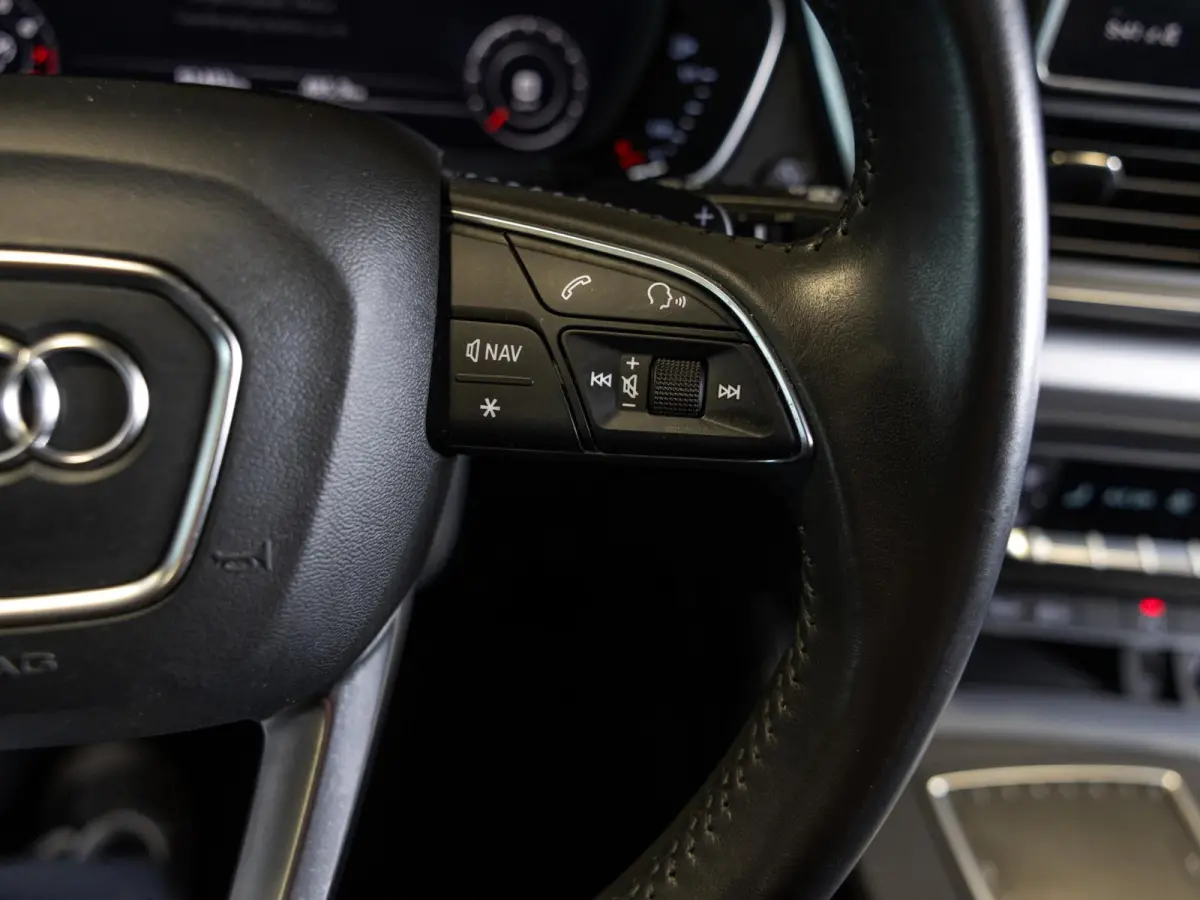 2.0 TFSI quattro Sport S-Line / 252pk / Apple carplay / Stoelverwarming / Adaptieve cruise control /
