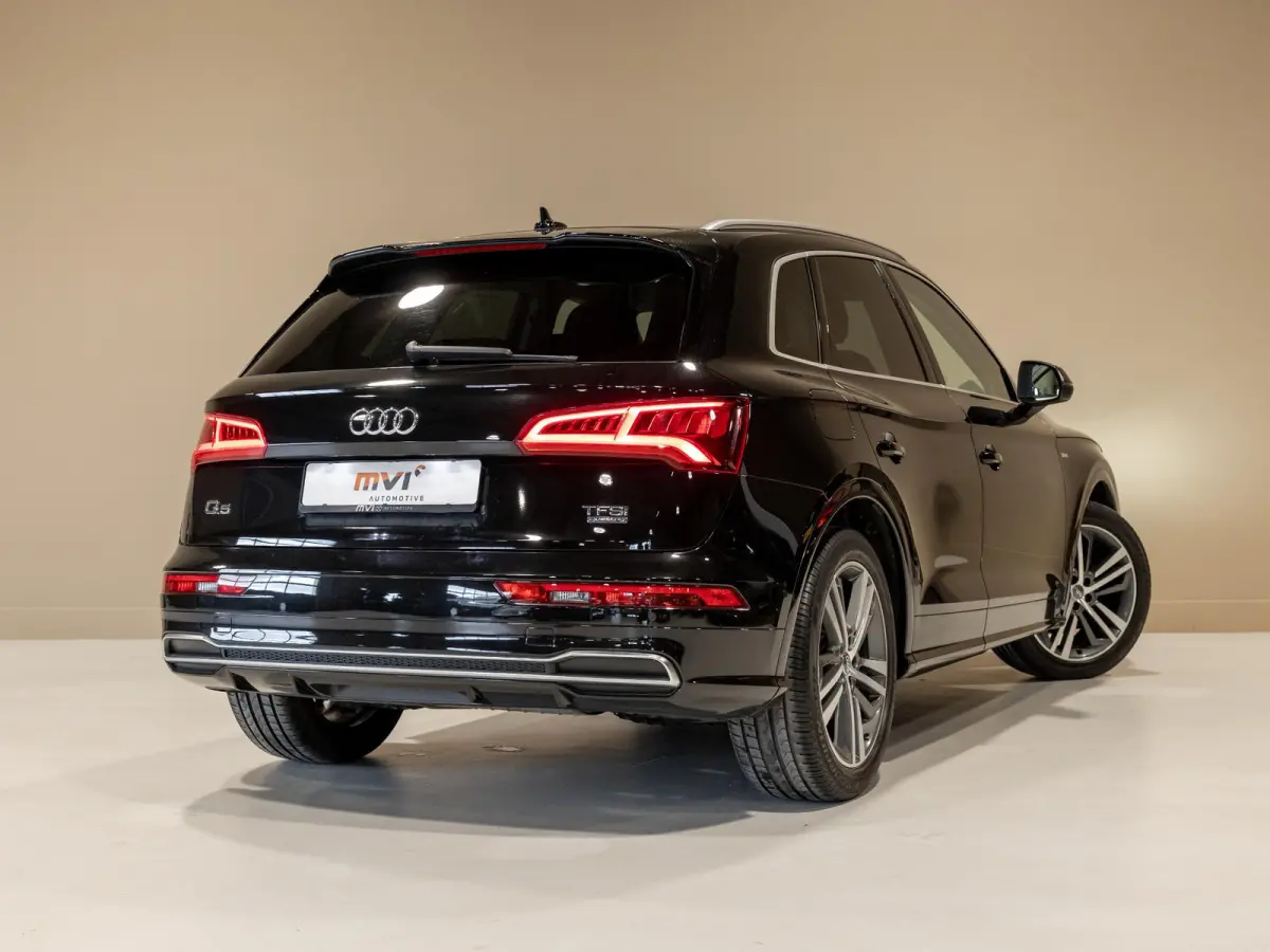 2.0 TFSI quattro Sport S-Line / 252pk / Apple carplay / Stoelverwarming / Adaptieve cruise control /