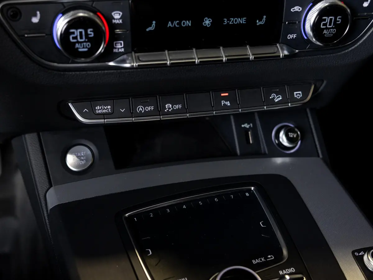 2.0 TFSI quattro Sport S-Line / 252pk / Apple carplay / Stoelverwarming / Adaptieve cruise control /