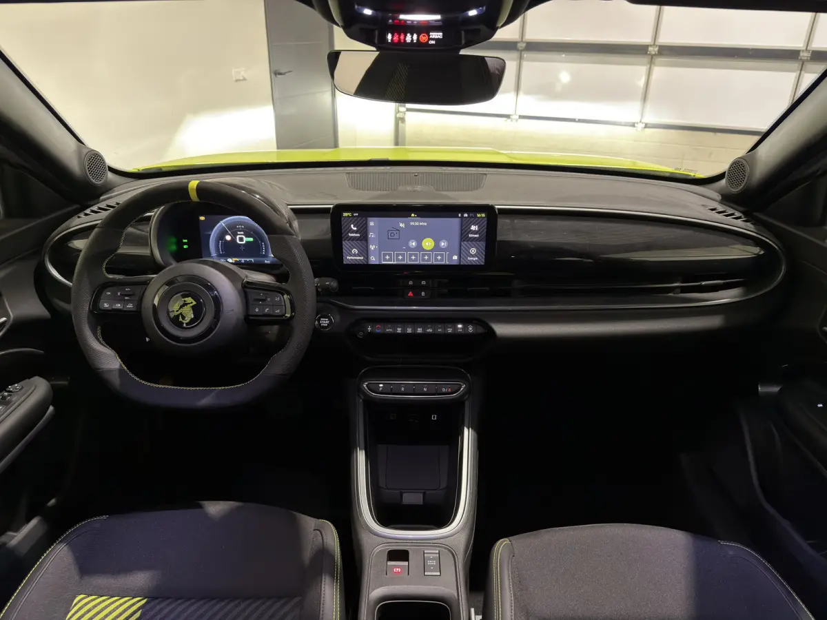 Abarth Turismo 54 kWh | Acid Green