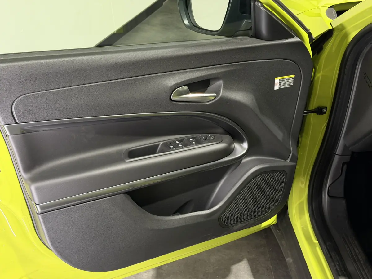 Abarth Turismo 54 kWh | Acid Green