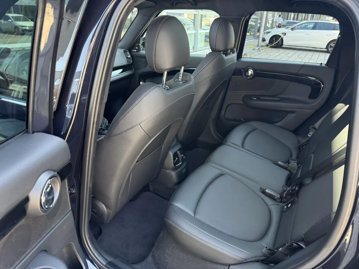 1.5 Cooper SE ALL Pano/H&K/Leder/Camera