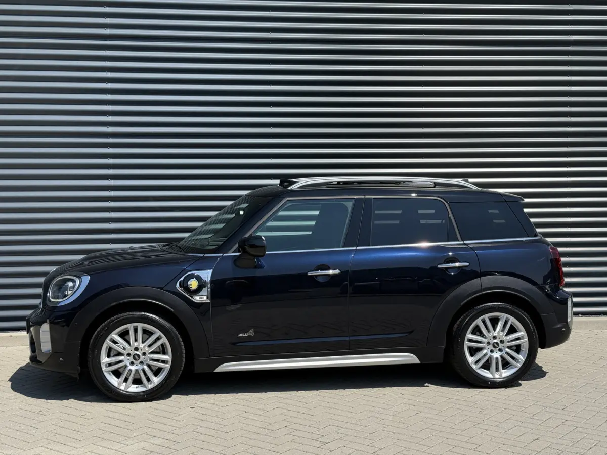 1.5 Cooper SE ALL Pano/H&K/Leder/Camera