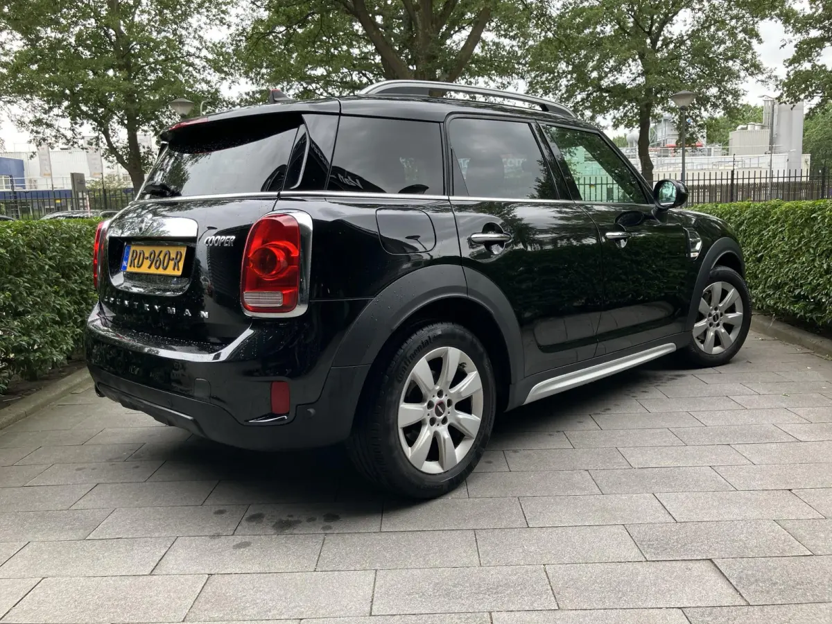 1.5 Cooper Pepper | WORDT VERWACHT | PARKEERSENSOREN | NAVIGATIE | BLUETOOTH | CRUISE CONTROL | RADIO | AUX | LICHTMETALEN VELGEN | GETINTE RUITEN |