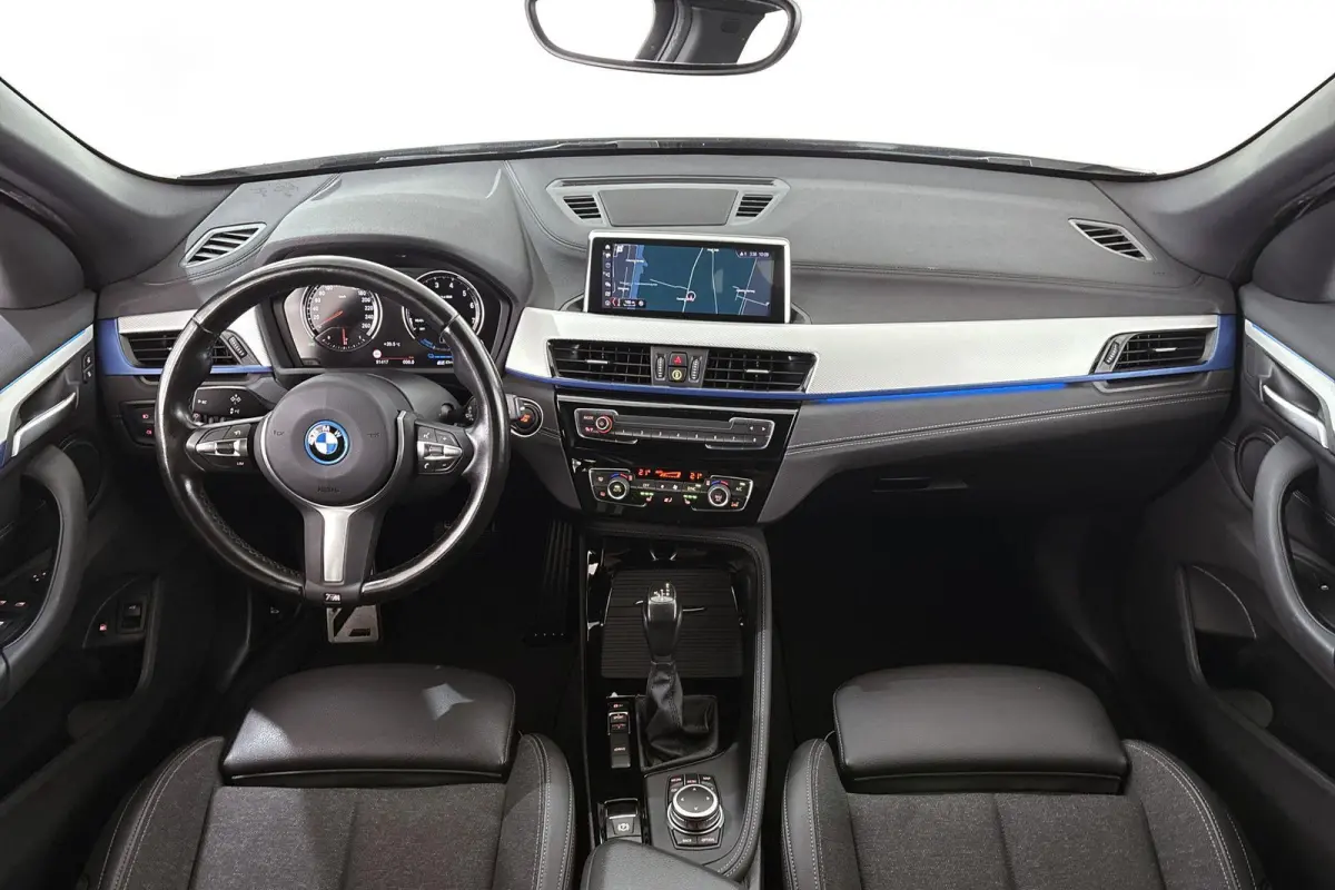 xDrive25e M Sport Sportstoelen Stoelverwarming Apple CarPlay LED
