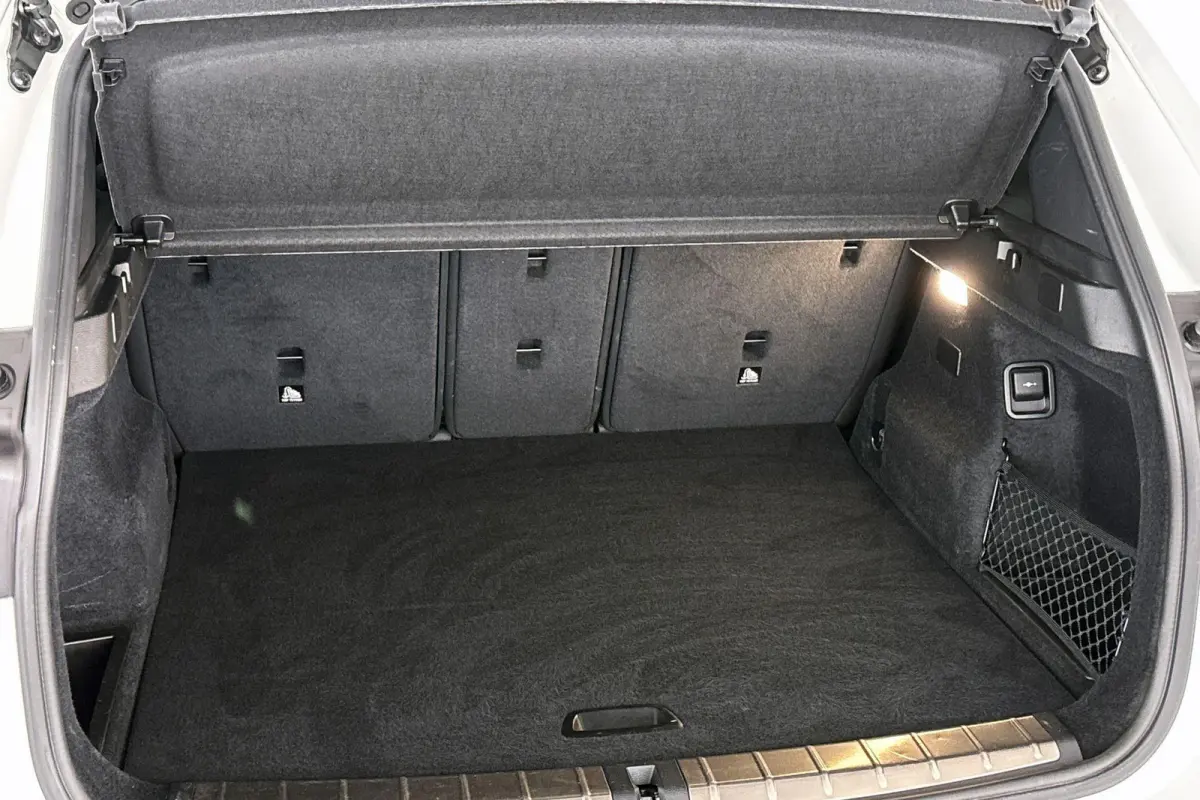 xDrive25e M Sport Sportstoelen Stoelverwarming Apple CarPlay LED